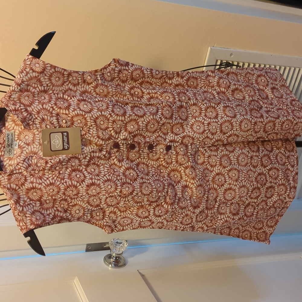 Nwt Apsara blouse